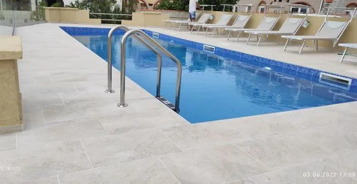 Baric Апартаменты *